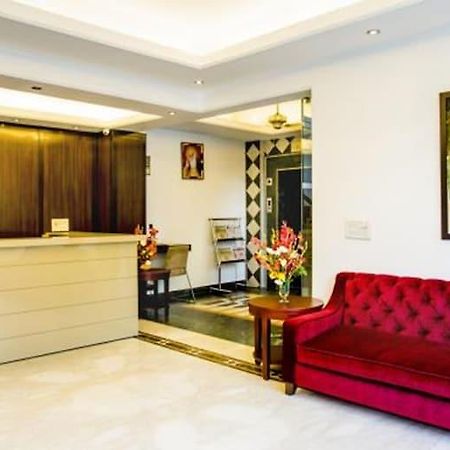 Clarks Inn Nehru Place New Delhi Exteriör bild