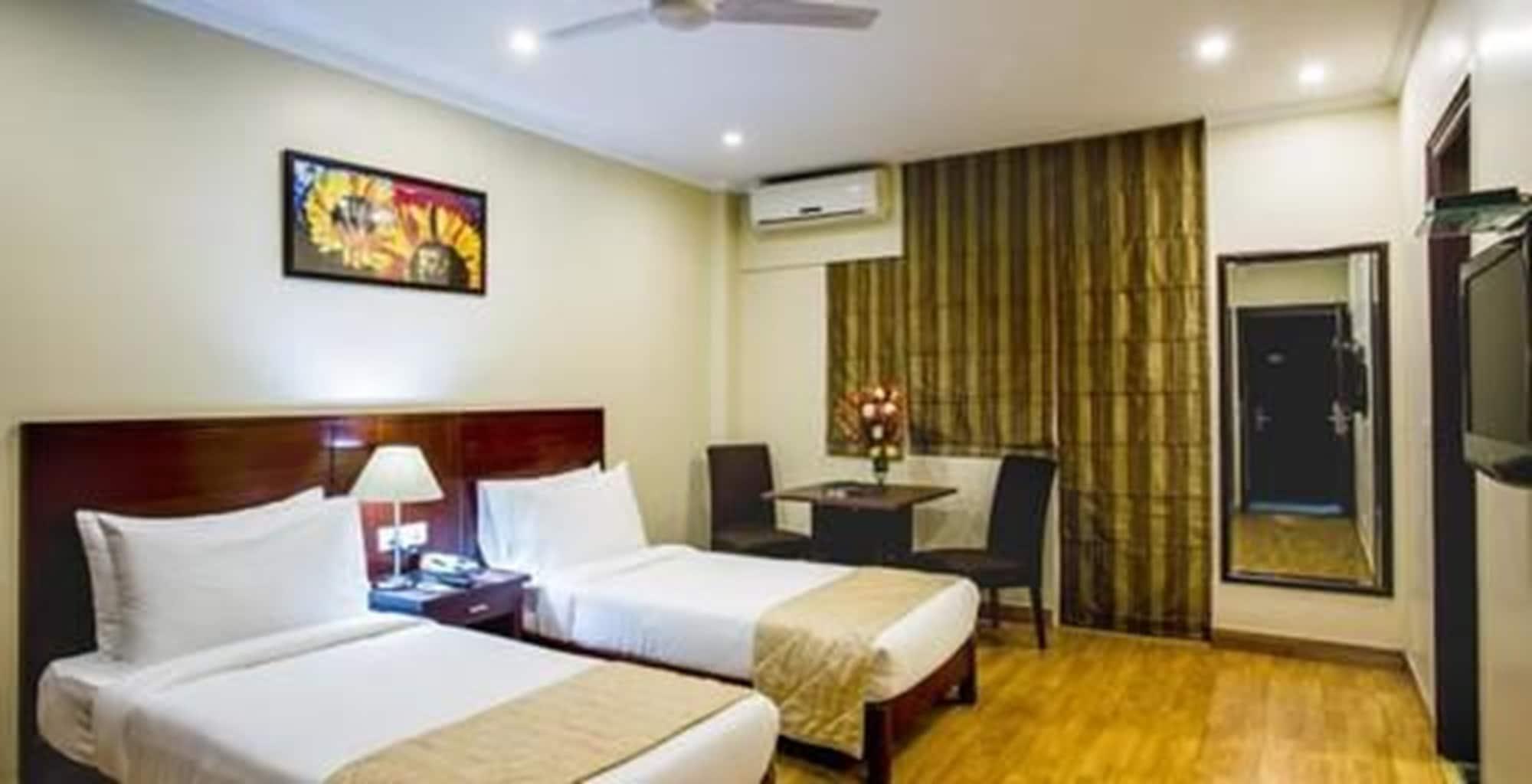 Clarks Inn Nehru Place New Delhi Exteriör bild